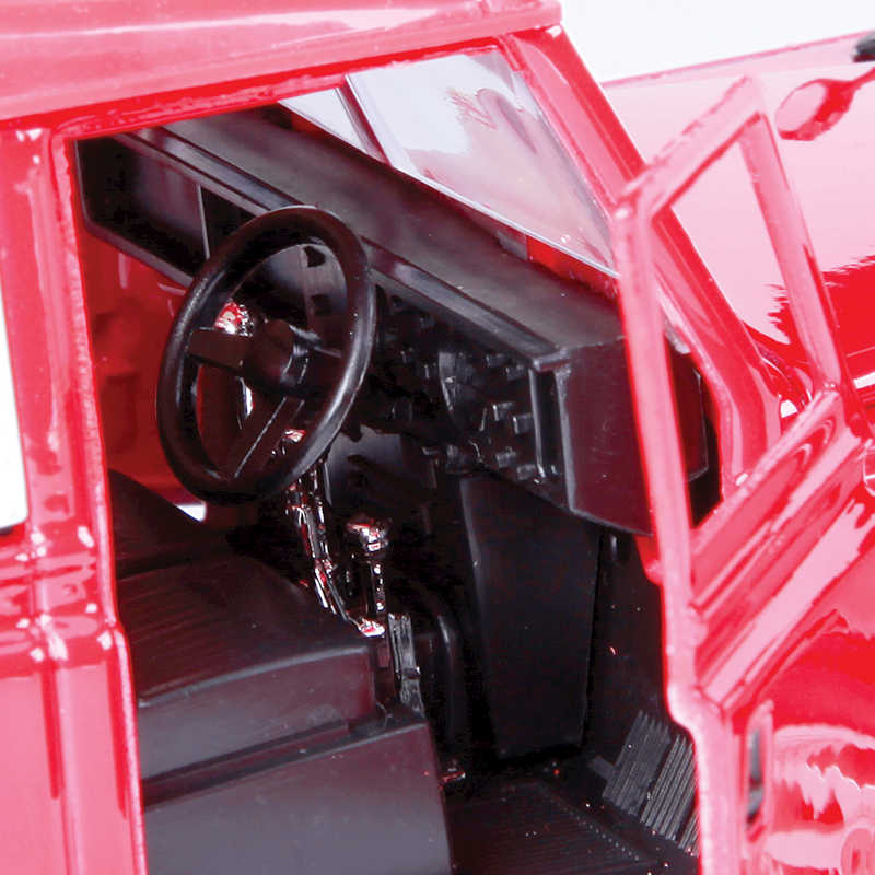 Bburago 1:24 Diecast Land Rover Series II