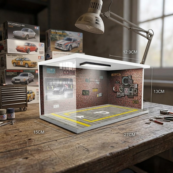 1:24 Vintage Loft Car Garage With Clear Acrylic Cover