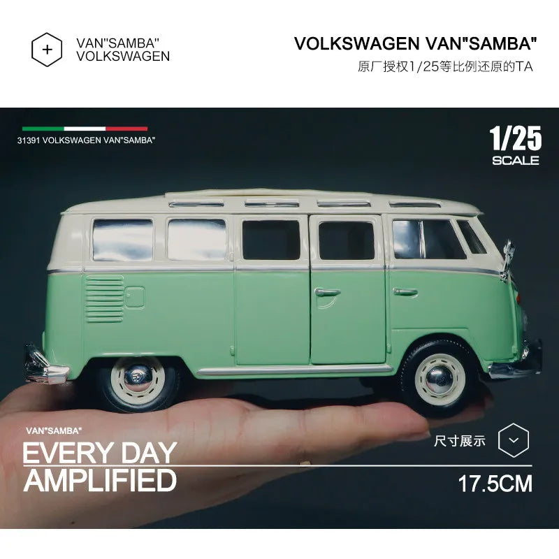 Maisto 1:25 Diecast Volkswagen Van Samba - Green