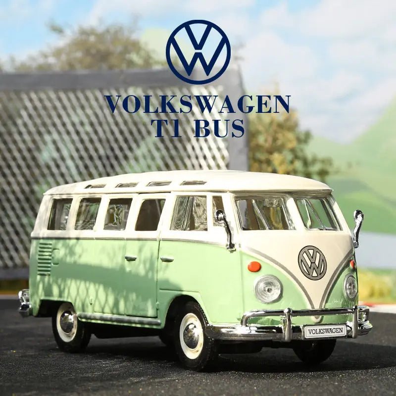 Maisto 1:25 Diecast Volkswagen Van Samba - Green