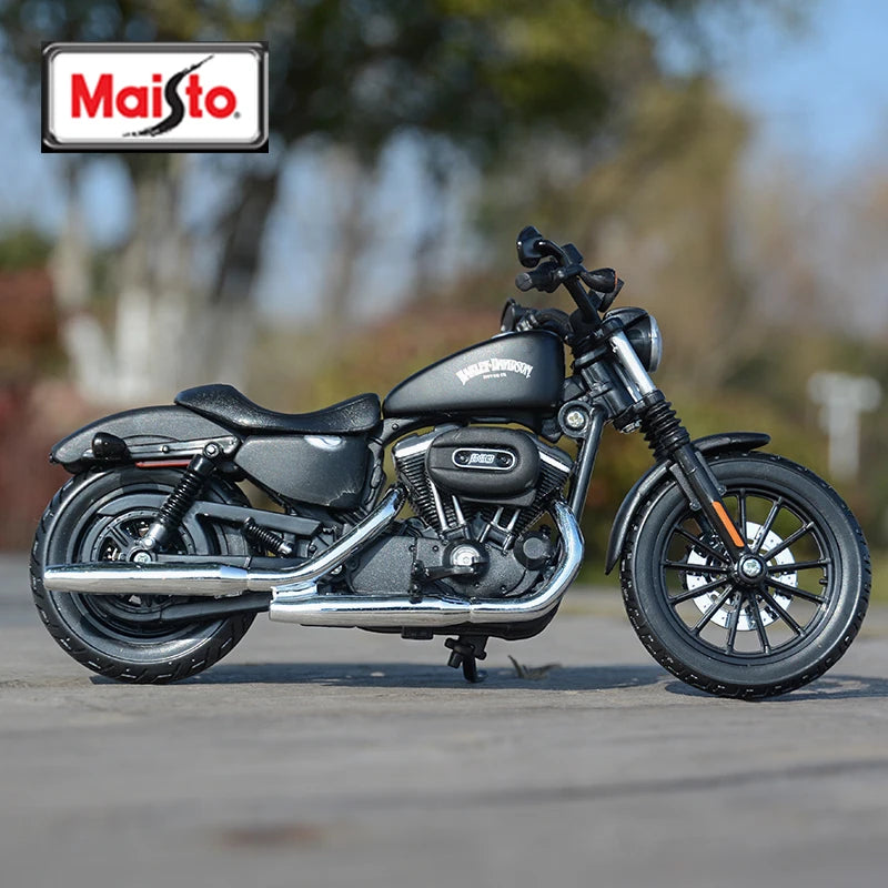 Maisto 1:12 Harley Davidson 2014 Sportster Iron 883 Bike