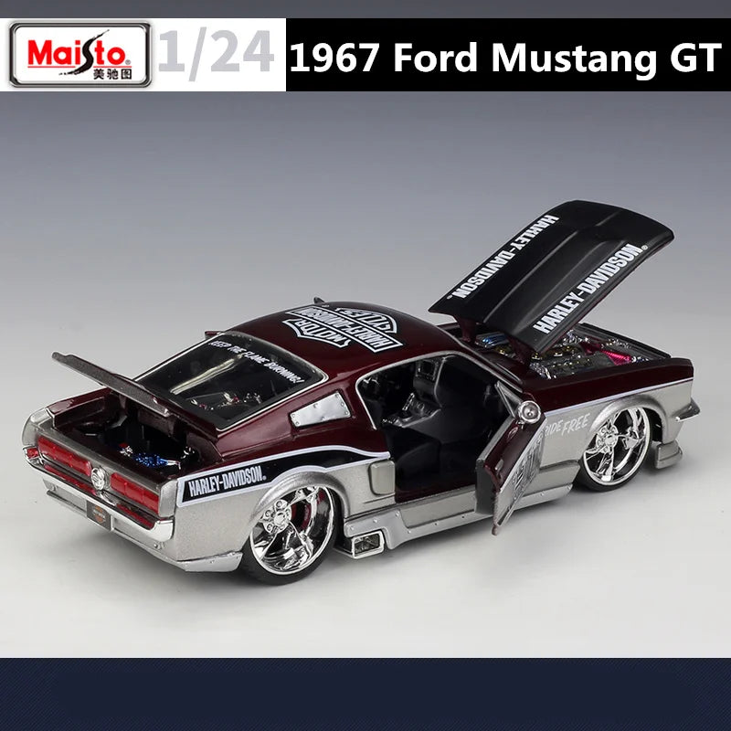 Maisto 1:24 Harley Davidson 1967 Ford Mustang GT