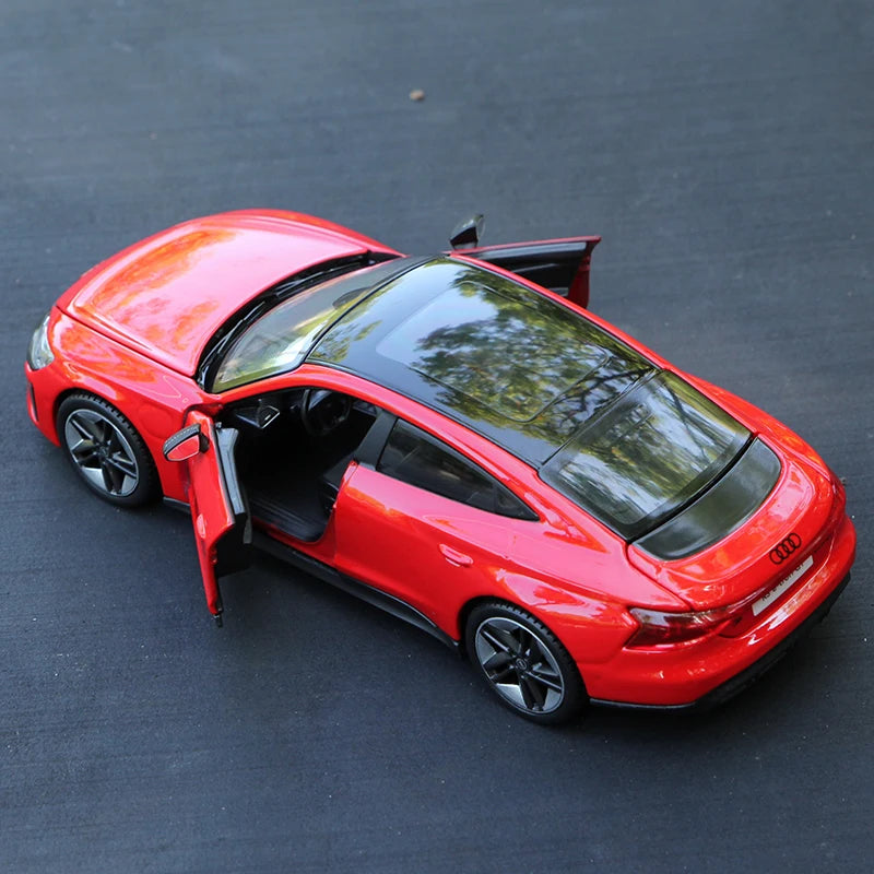 1:25 Maisto 2022 Audi RS e-tron GT - Red