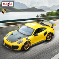 Maisto 1:24 Porsche 911 GT2 RS