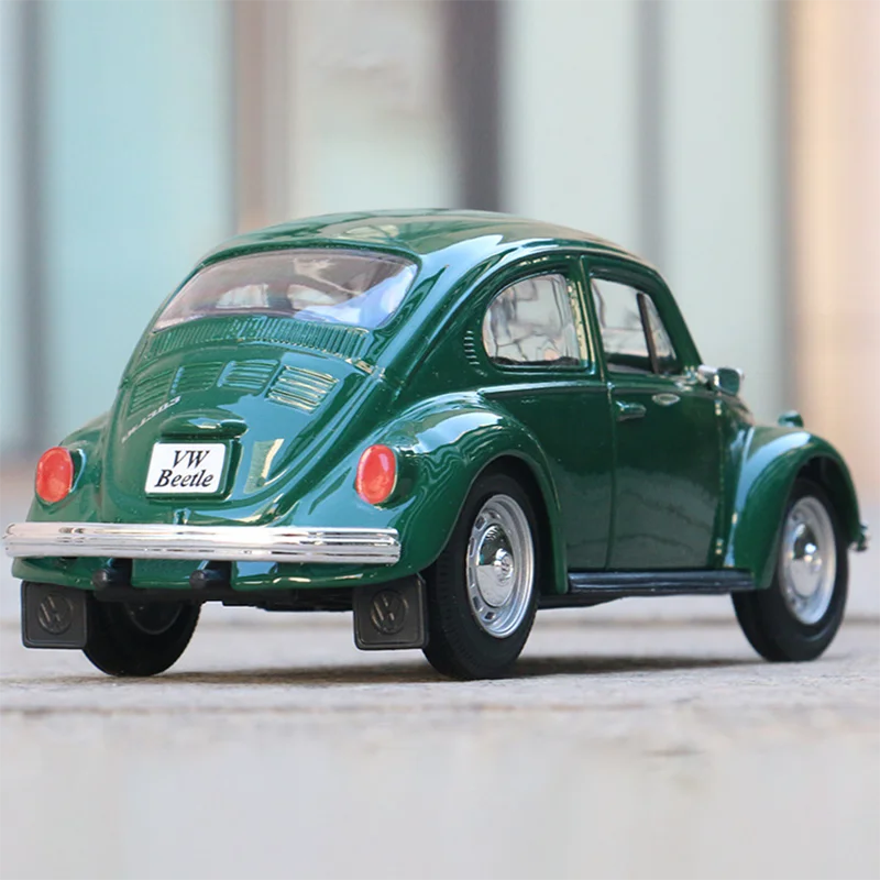 Maisto 1:24 Volkswagen Beetle - Green