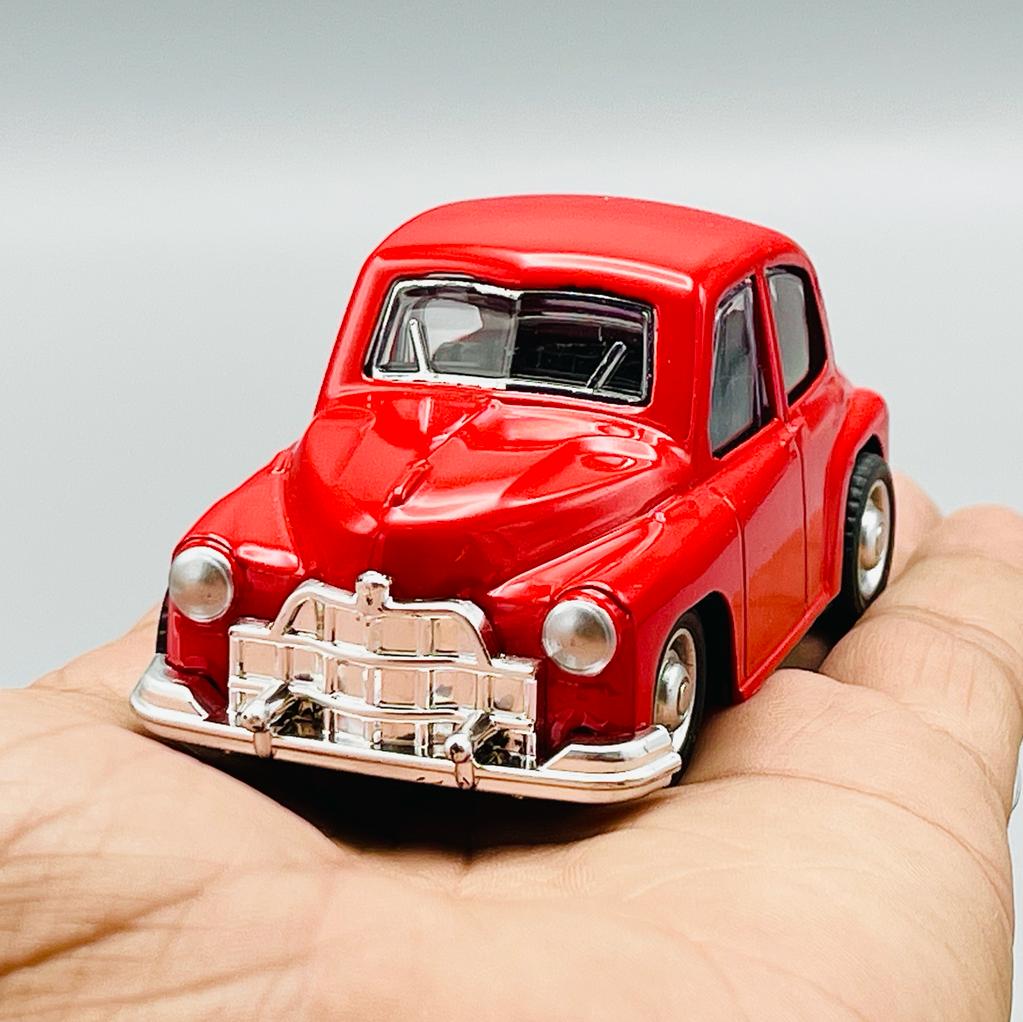 Die-cast Miniature Classic Model Car