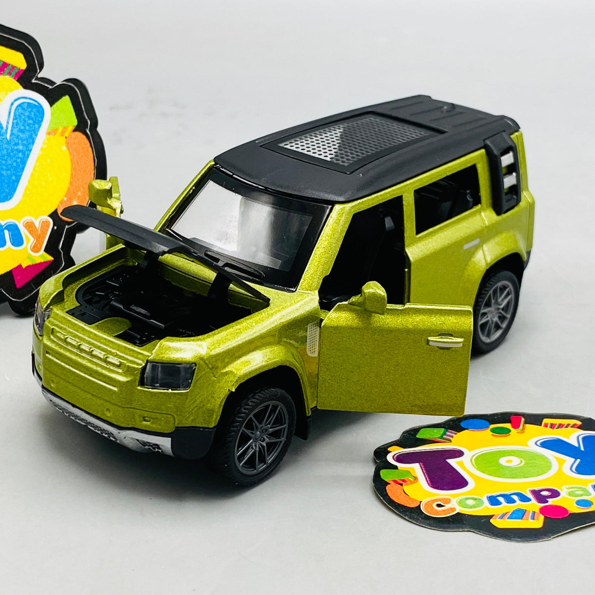 1:36 Mini Diecast Defender Model Car - 1Pc