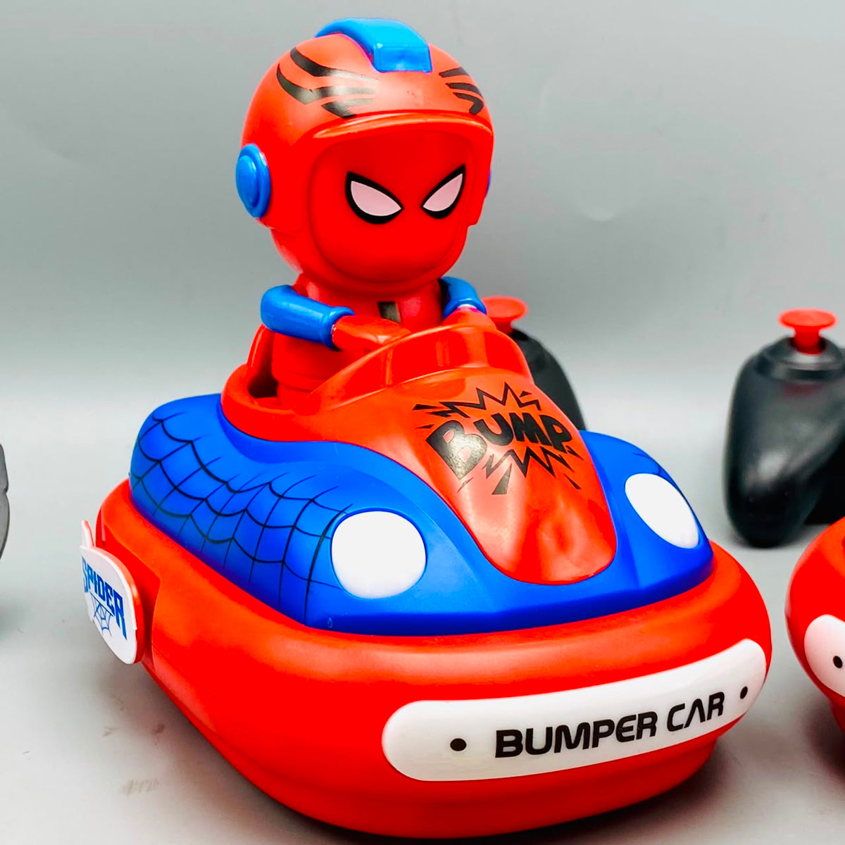 RC Two Player Spiderman Themed Bumper Car