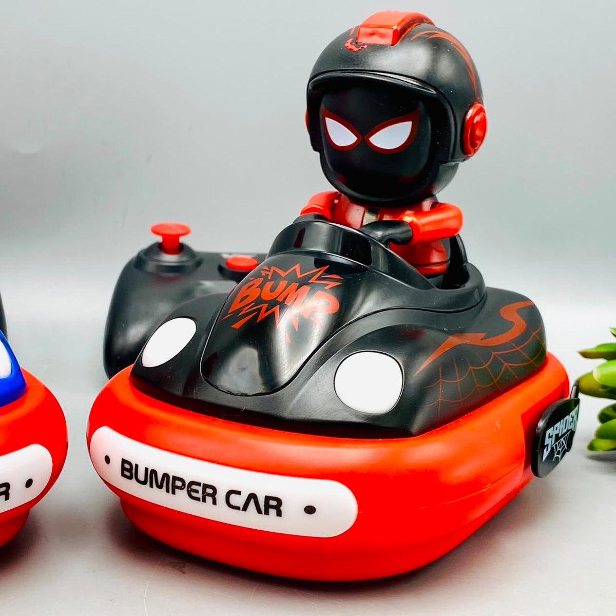 RC Two Player Spiderman Themed Bumper Car
