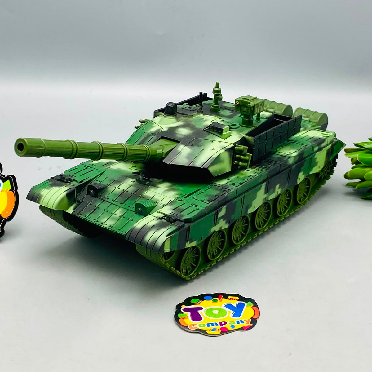 Remote Control Military Tank With Spray