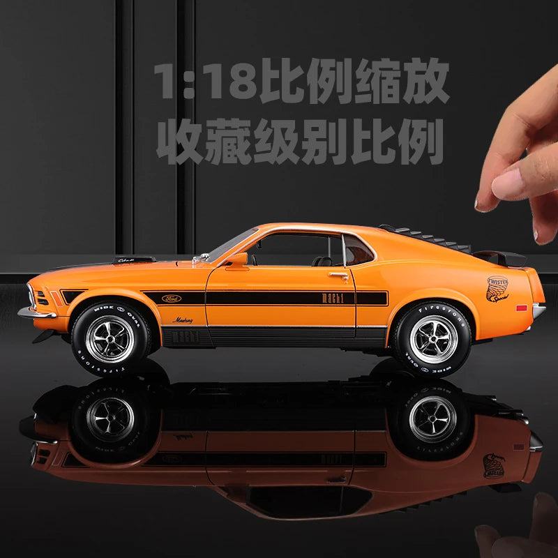 Maisto 1:18 Diecast Ford Mustang Mach 1 - Orange