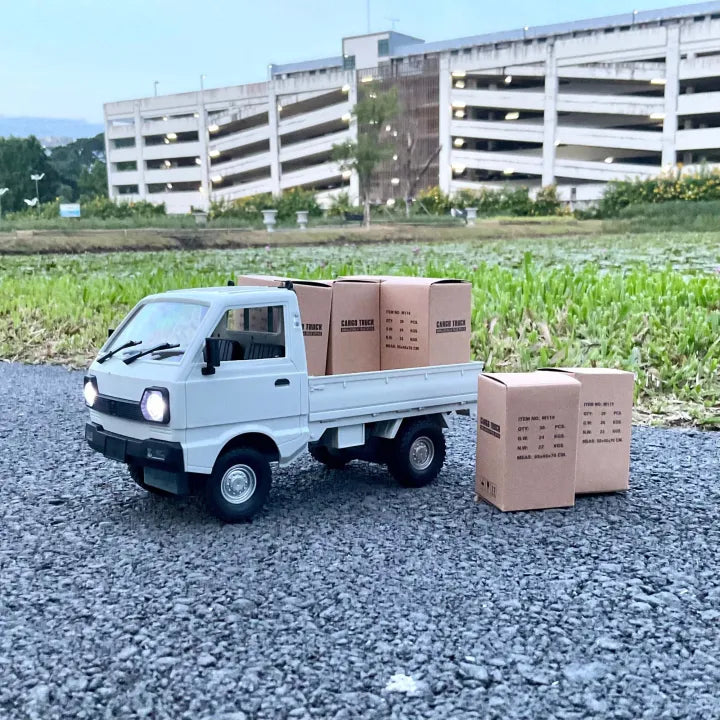 2.4GHz RC Cargo Pickup Truck With Lights - Open Tail