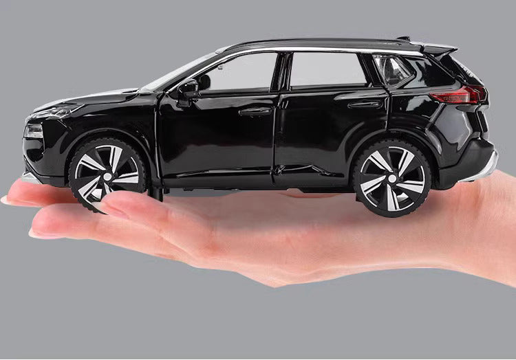 1:32 Diecast Nissan X-Trail Light & Sound Model Car