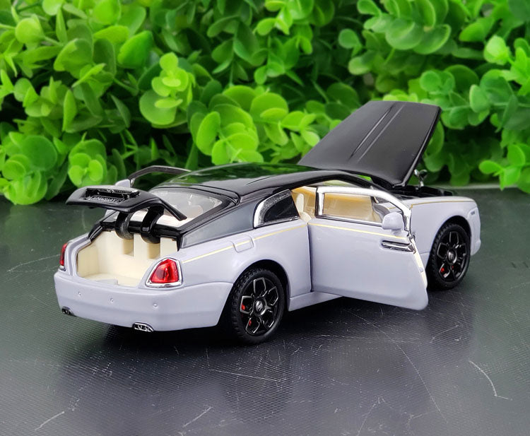 1:32 Diecast Mansory Rolls Royce Phantom