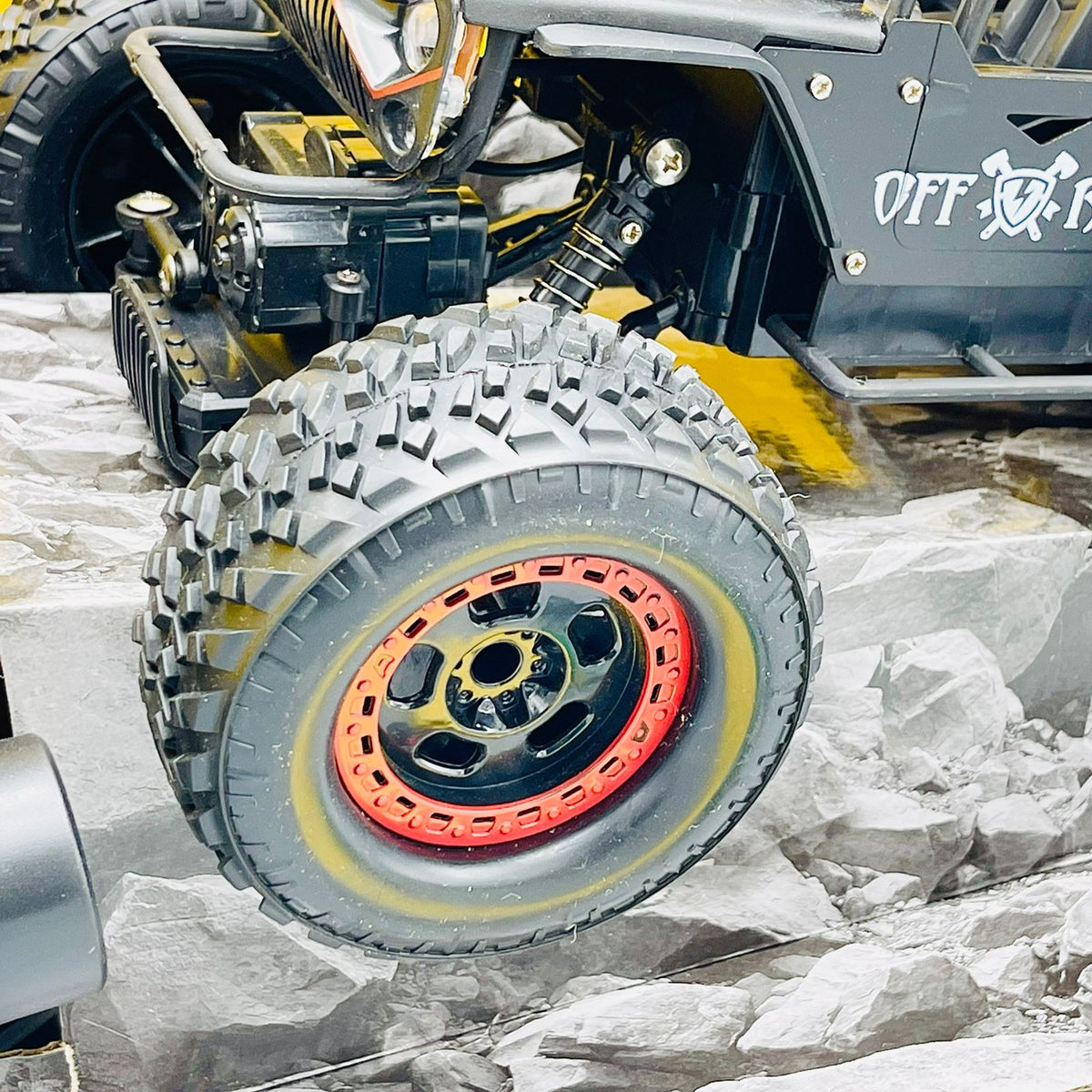 Rechargeable 4WD Remote Control Rock Climber Monster Truck