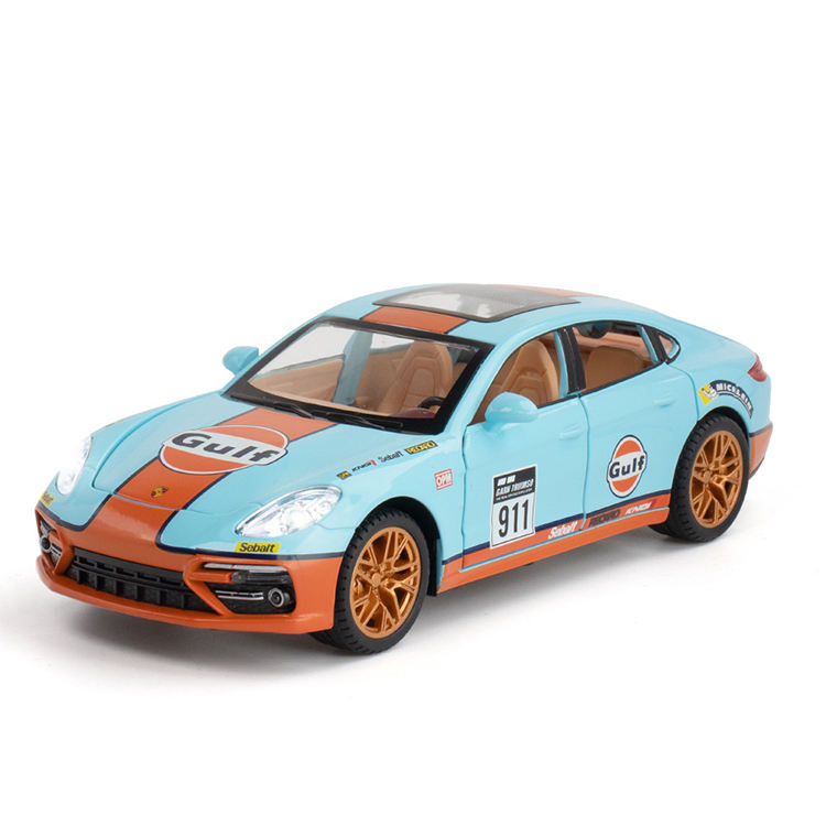 1:24 Diecast Porsche 911 Gulf Model With Acrylic Box