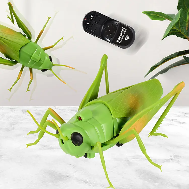 Grass Hopper with Infrared Remote