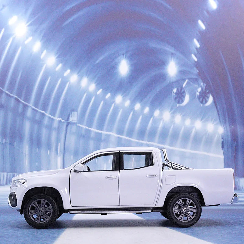 1:27 Welly Diecast Mercedes Nenz X-Class Pickup Truck