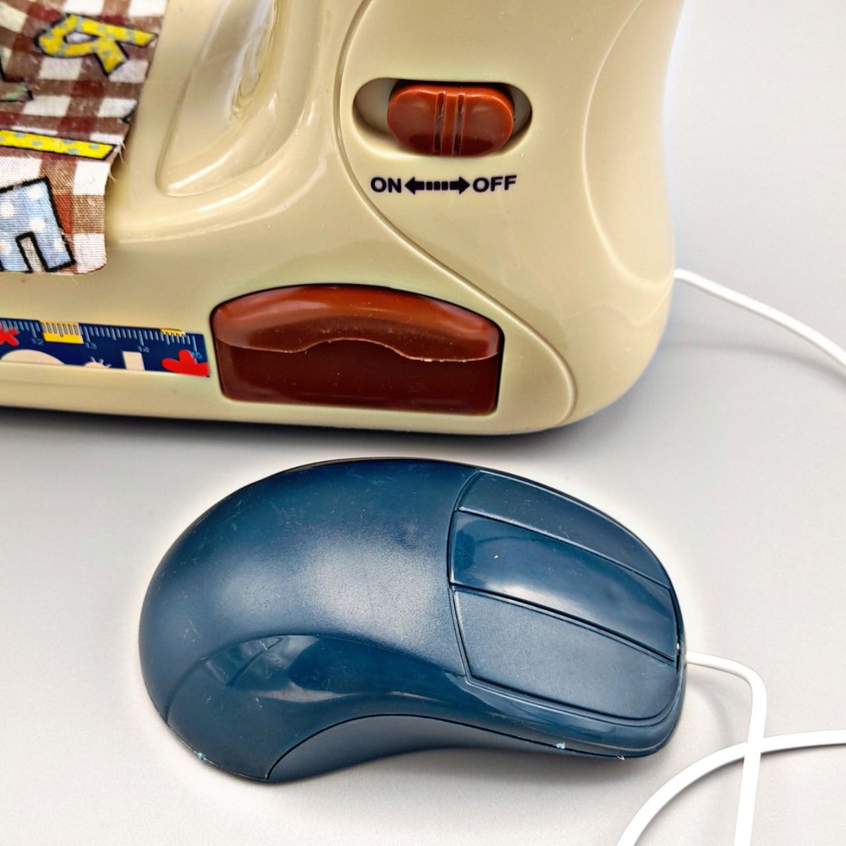 Realistic Sewing Machine - Large
