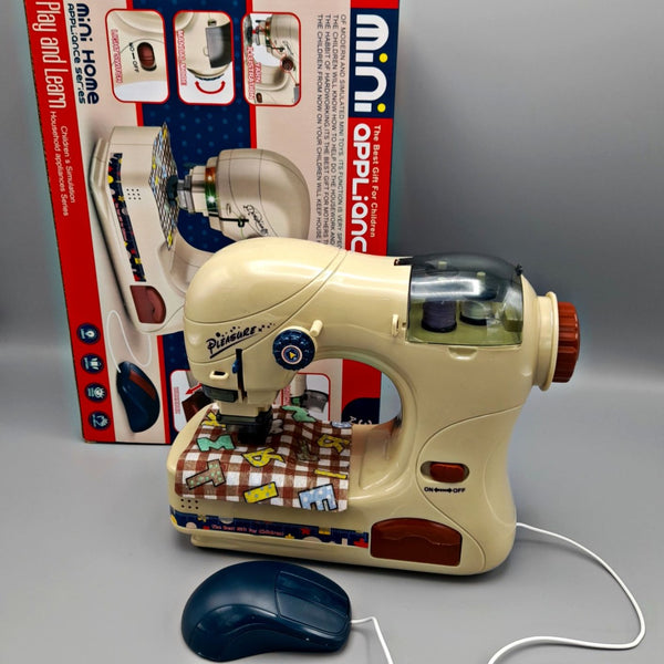 Realistic Sewing Machine - Large