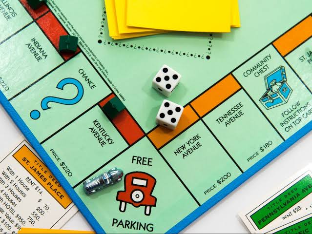 Monopoly+Scrabble 2 In 1 Pack of Board Games