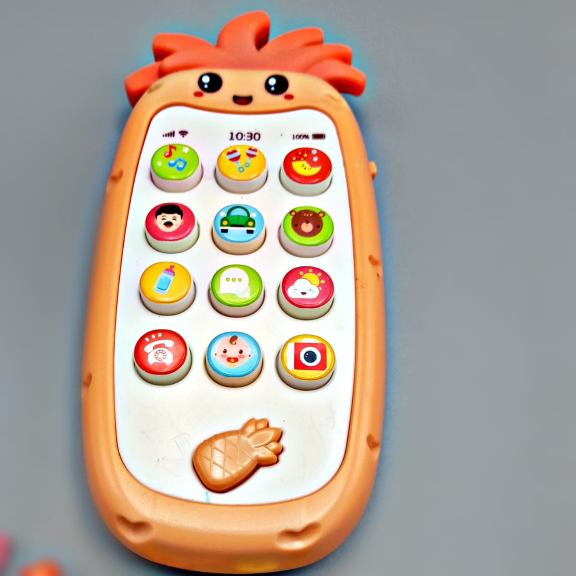 Pineapple Shape Simulated Mobile Phone