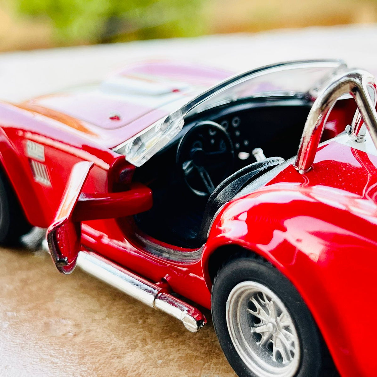 Kinsmart 1965 Shelby Cobra 427 S/C
