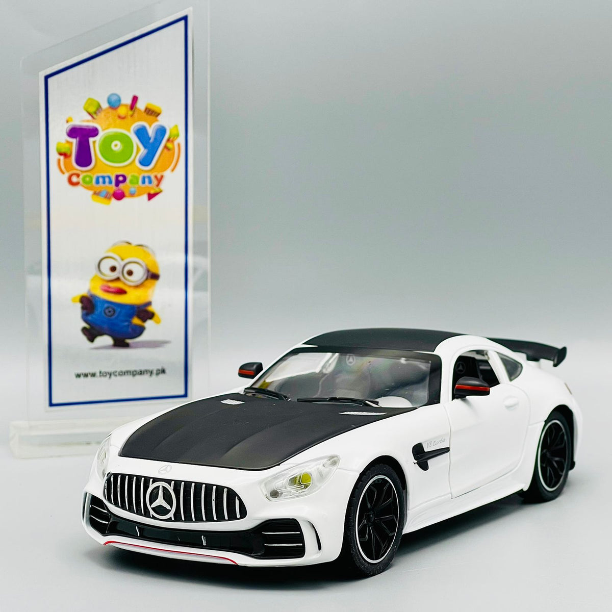 Diecast Mercedes Benz AMG GTR