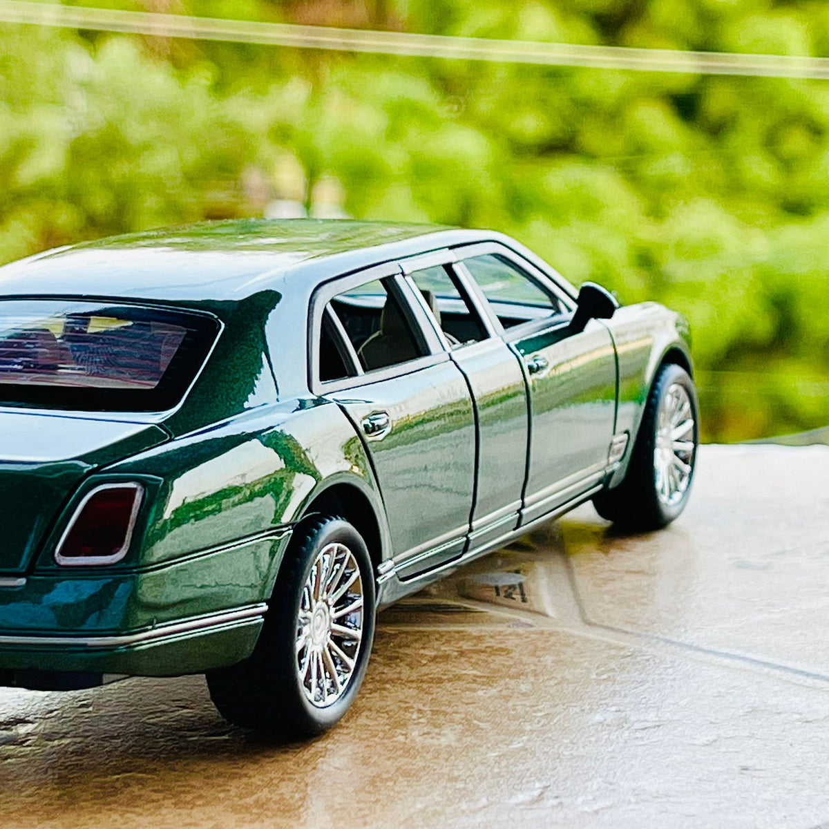 Diecast Luxury Rolls Royce
