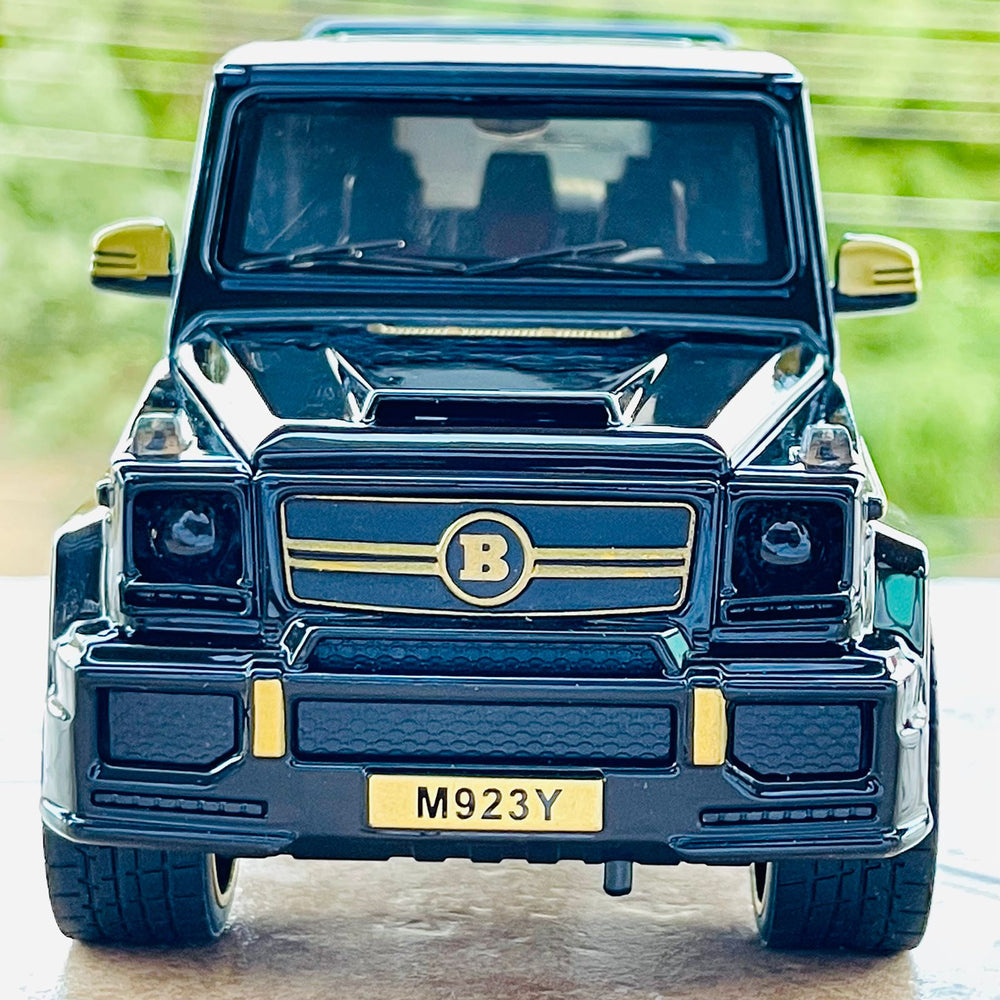 Diecast Mercedes Benz AMG G65