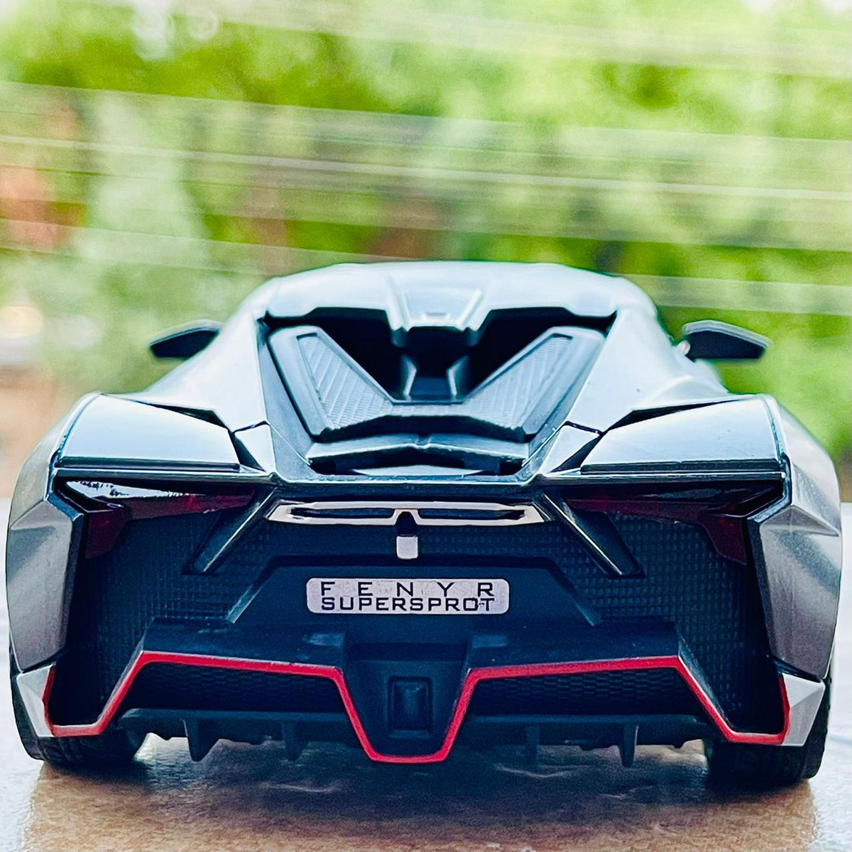 Diecast Lykan FENYR Super Sport Model Car