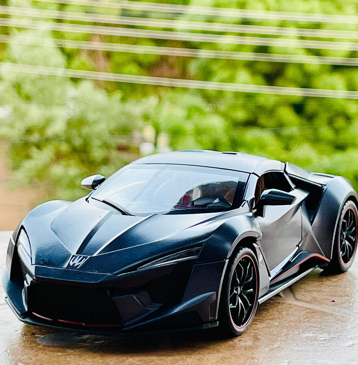 Diecast Lykan FENYR Super Sport Model Car