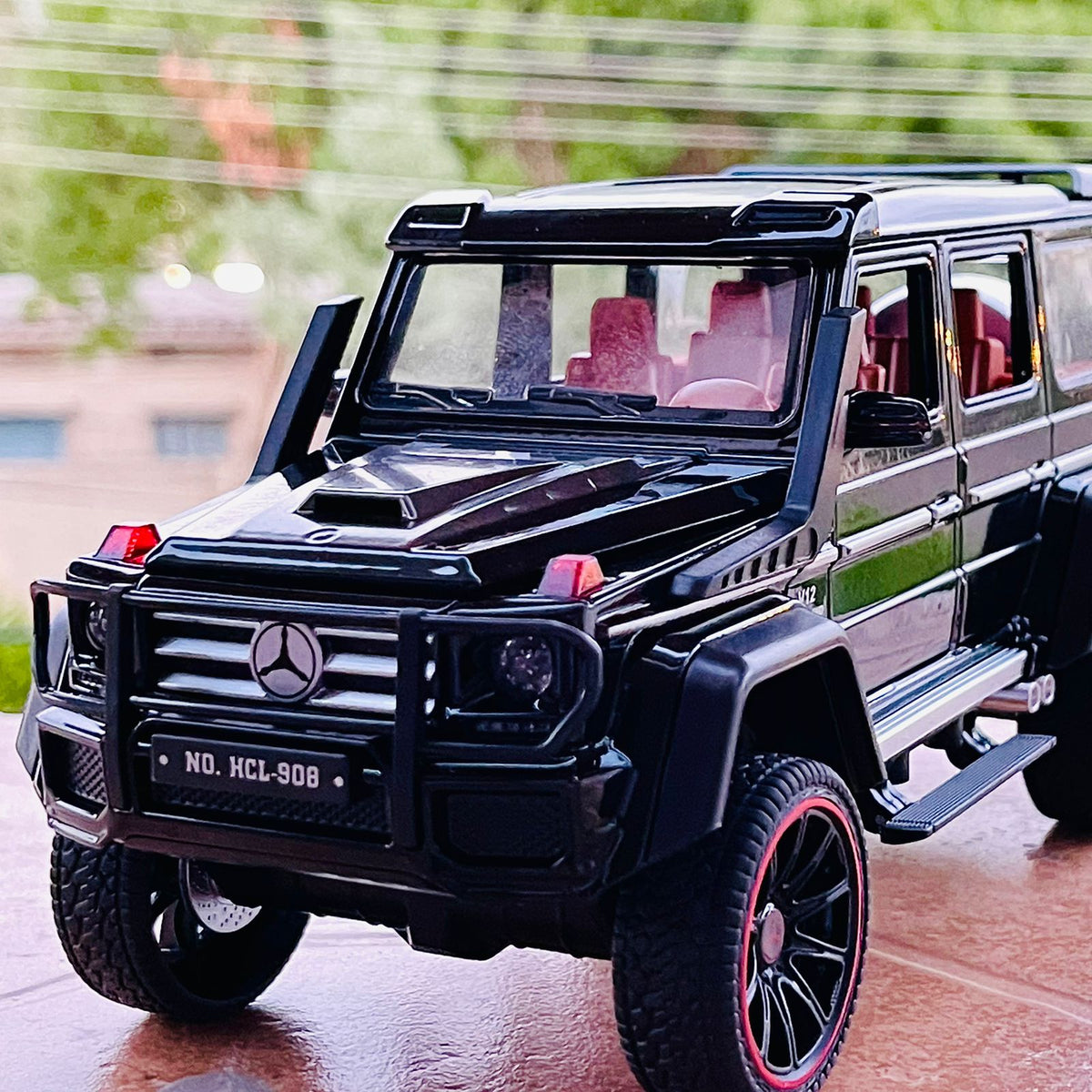 1:22 Scale Diecast Mercedes Benz G400D V12 Turbo