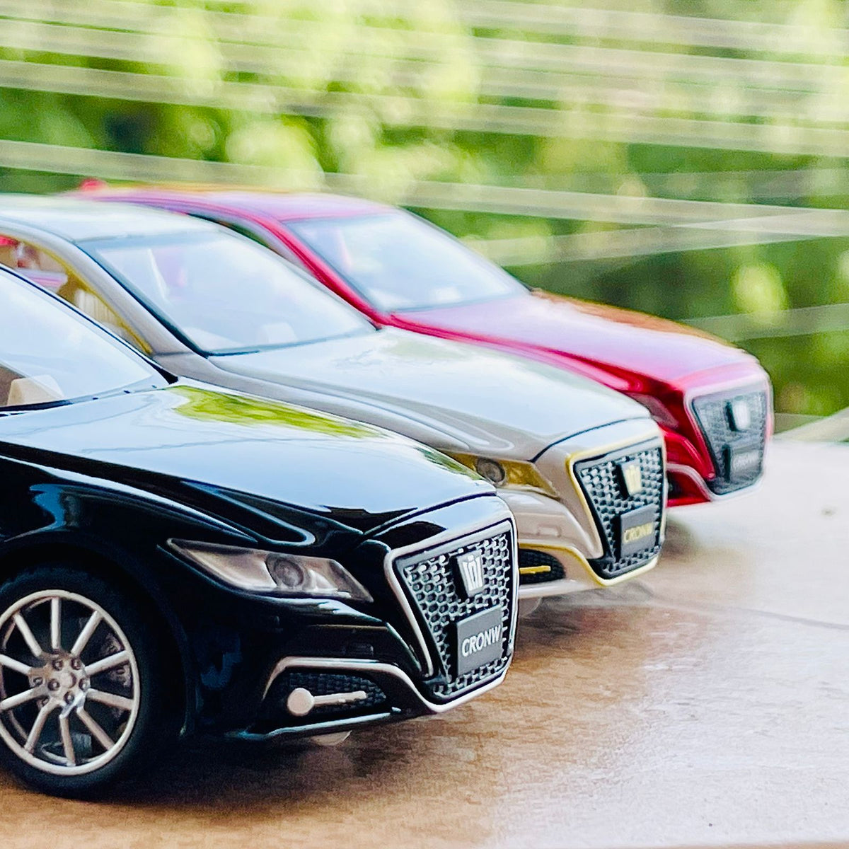 Diecast Toyota Crown Scale 1:32
