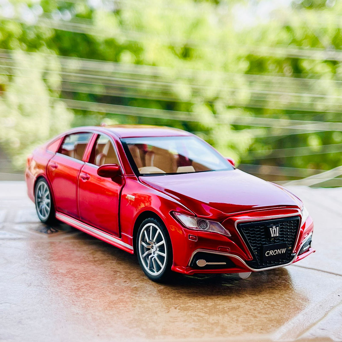 Diecast Toyota Crown Scale 1:32