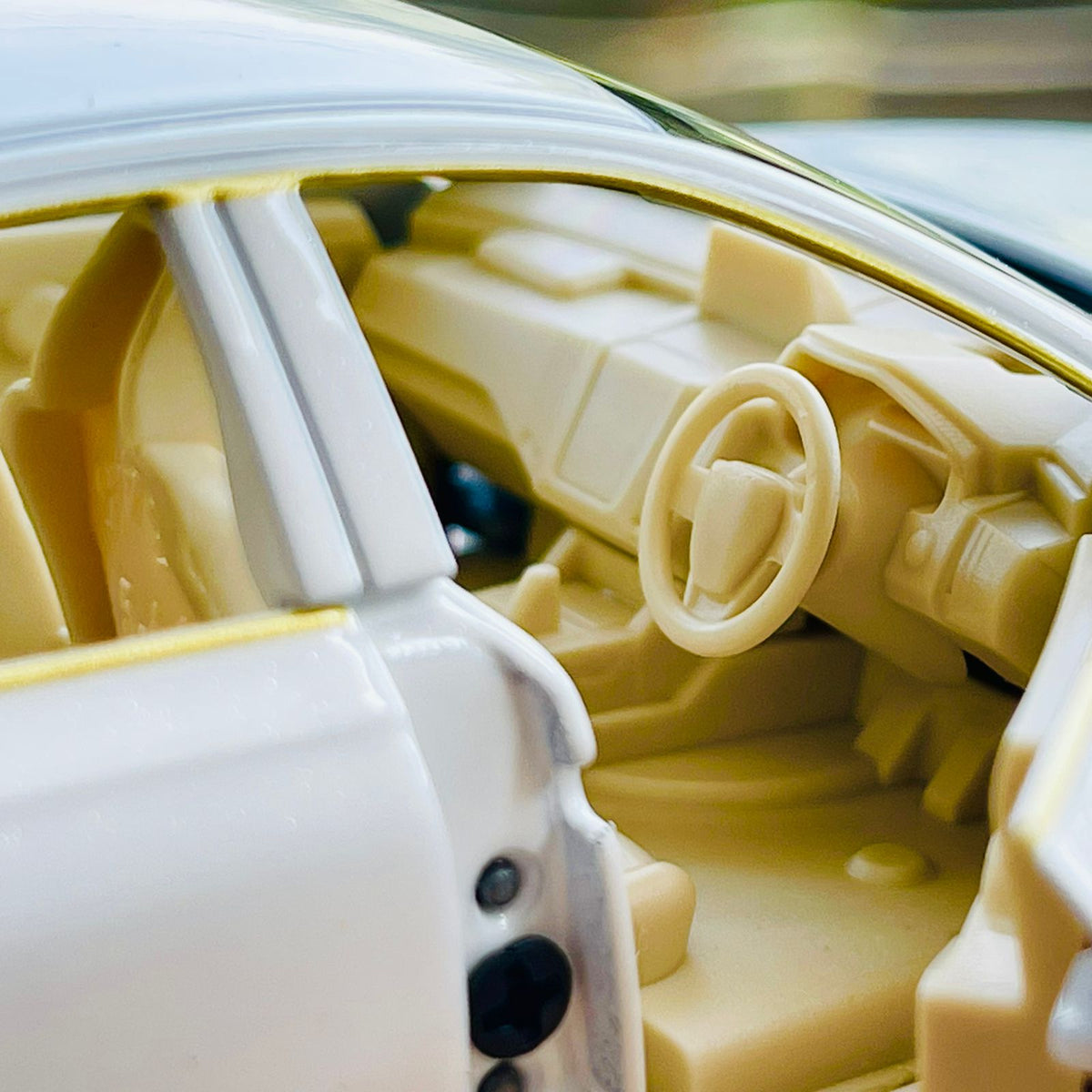 Diecast Toyota Crown Scale 1:32