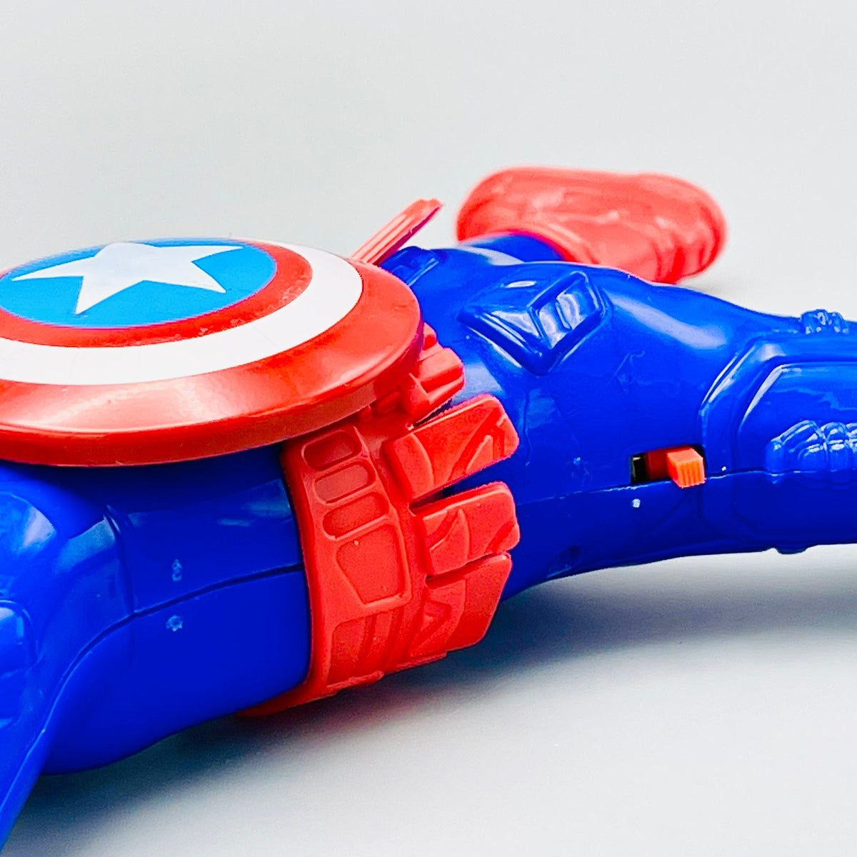 Armed Titan Avenger-The Real Man