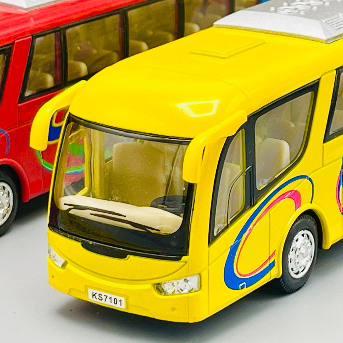 Die-Cast Alloy Bus