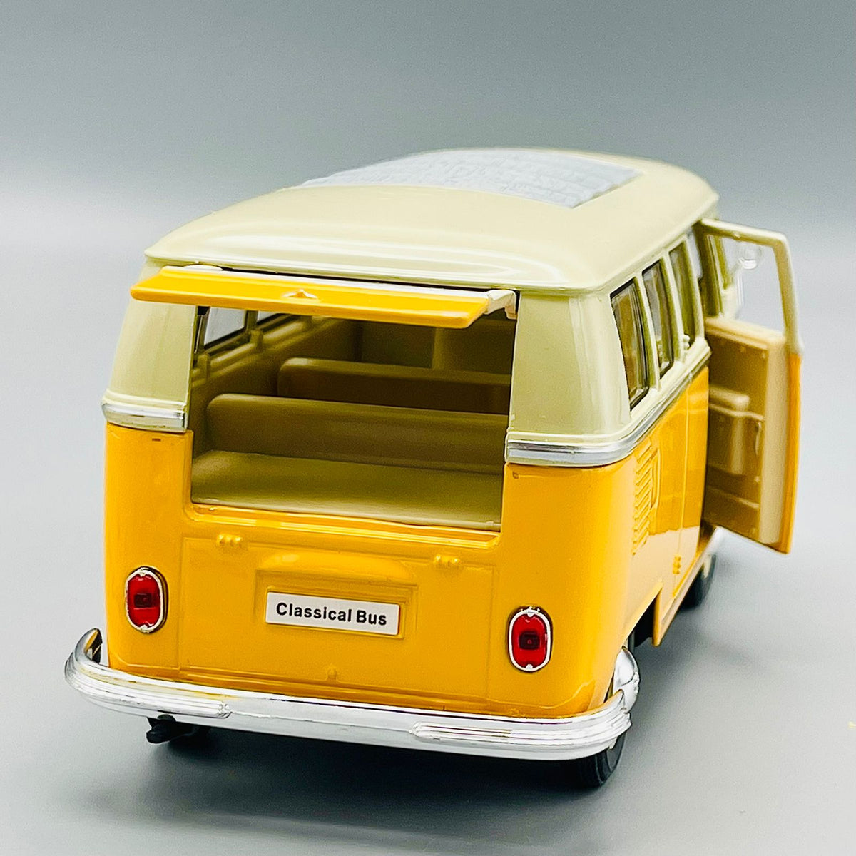 1:24 Scale 1963 Volkswagen T1 Classical Bus