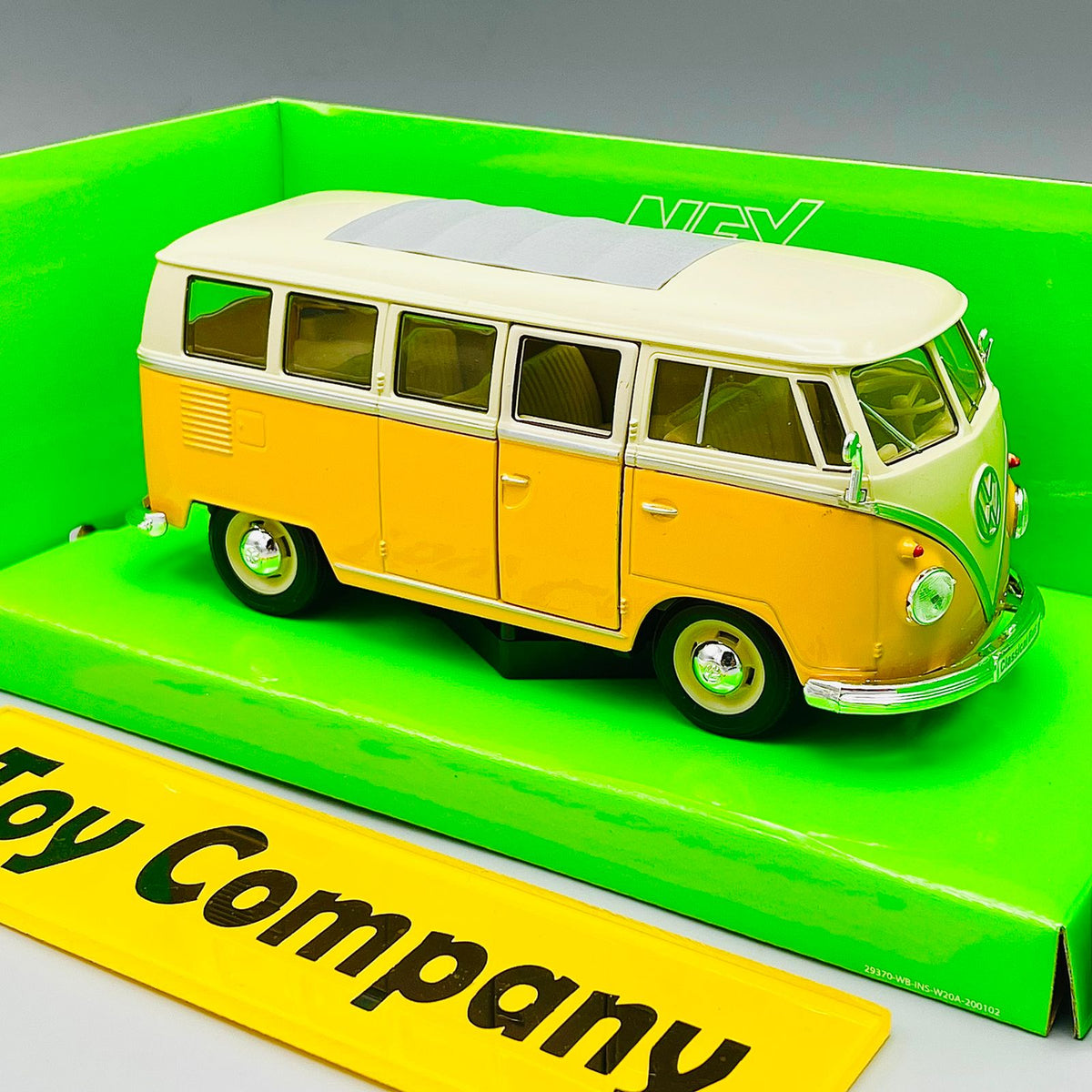1:24 Scale 1963 Volkswagen T1 Classical Bus