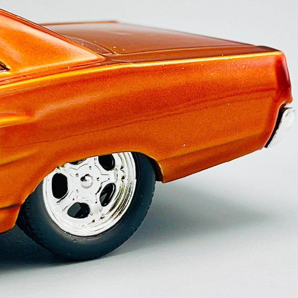 Fast & Furious Die-cast Plymouth Road Runner
