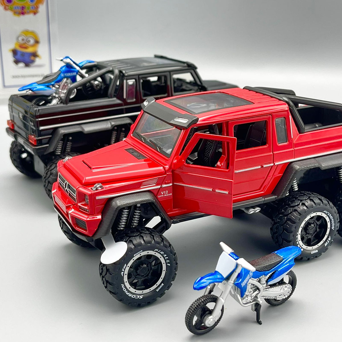 Diecast Metal Mercedes G63 AMG 6X6 Model Car with Yamaha Bike