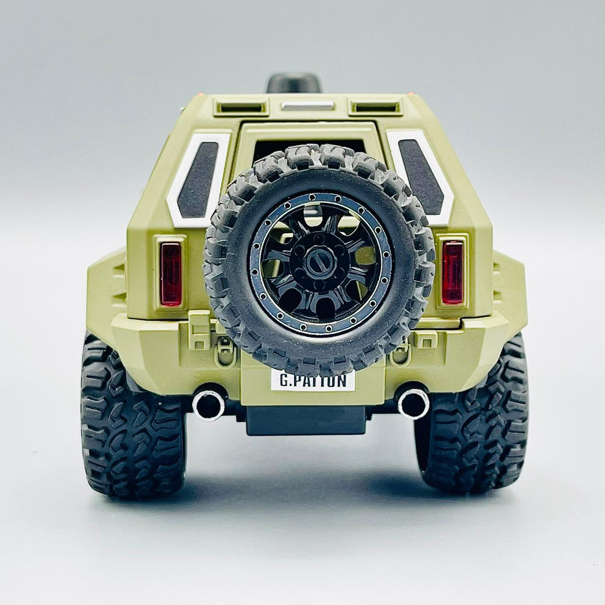 1:24 Diecast Metal Chariot George Patton Off Road SUV