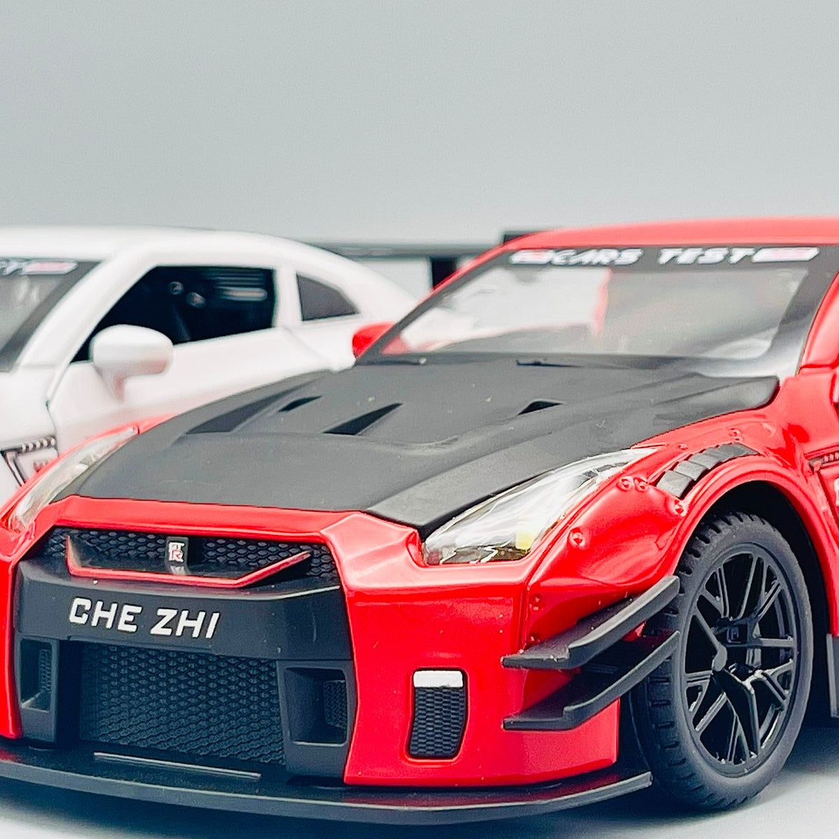 1:24 Diecast Metal Nissan GTR Sports