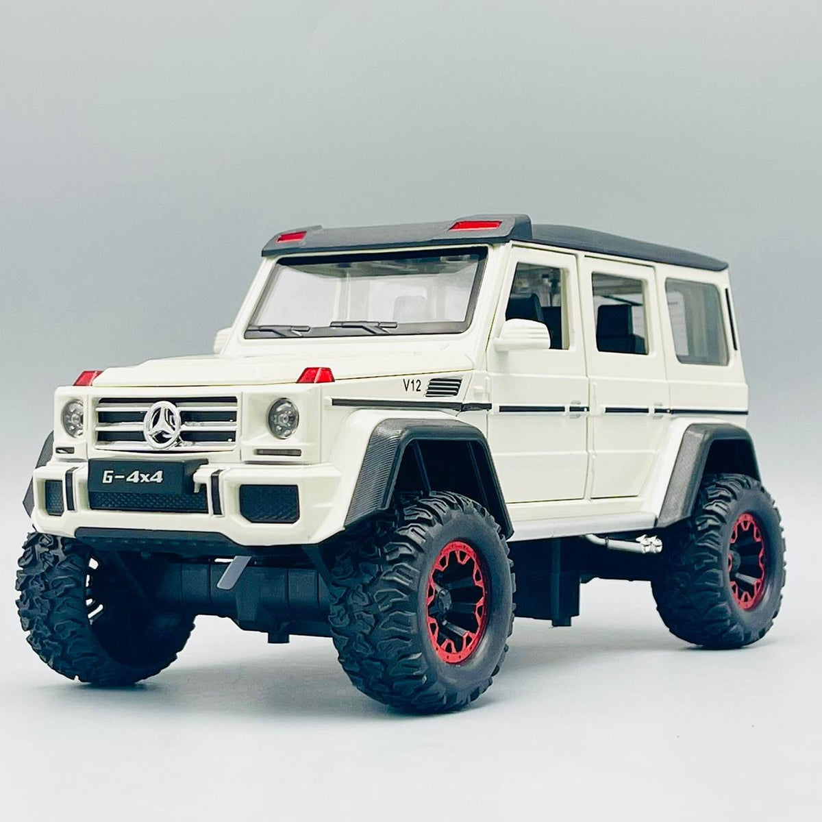 1:24 Diecast Metal Mercedes Benz G500 4X4
