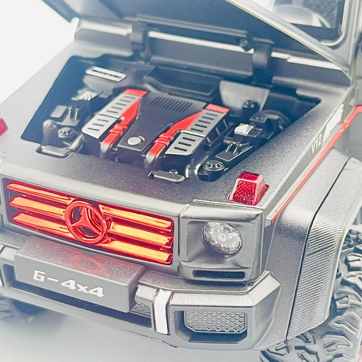 1:24 Diecast Metal Mercedes Benz G500 4X4