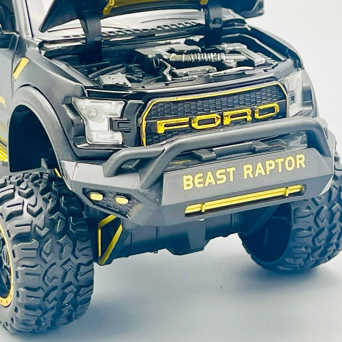 Diecast Ford Beast Raptor F150 with Bike