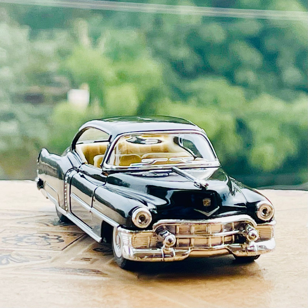 Kinsmart Diecast Cadillac - 1953 Model