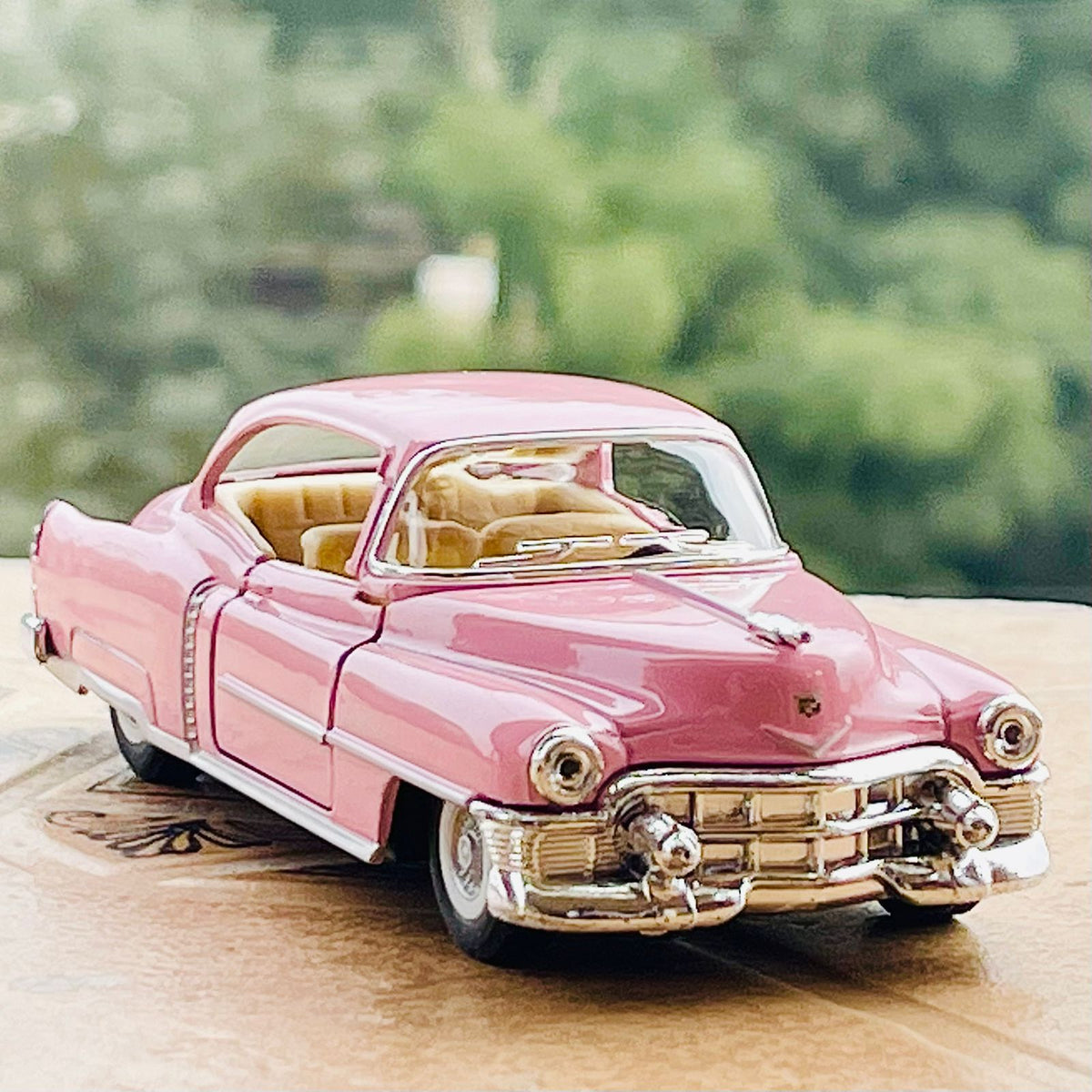 Kinsmart Diecast Cadillac - 1953 Model