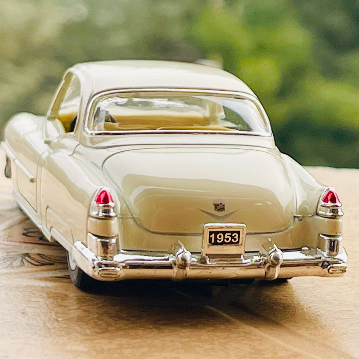 Kinsmart Diecast Cadillac - 1953 Model